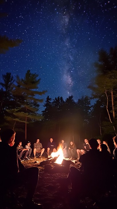 Free Starry Night Gathering Image - Stars, Campfire, Friends | Download ...