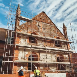 Free Scaffolding on Building Image - Construction, Scaffolding, Workers ...
