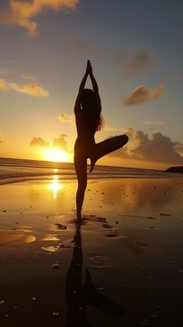 Free Sunset Yoga Pose Image - Sunset, Yoga, Beach | Download at StockCake