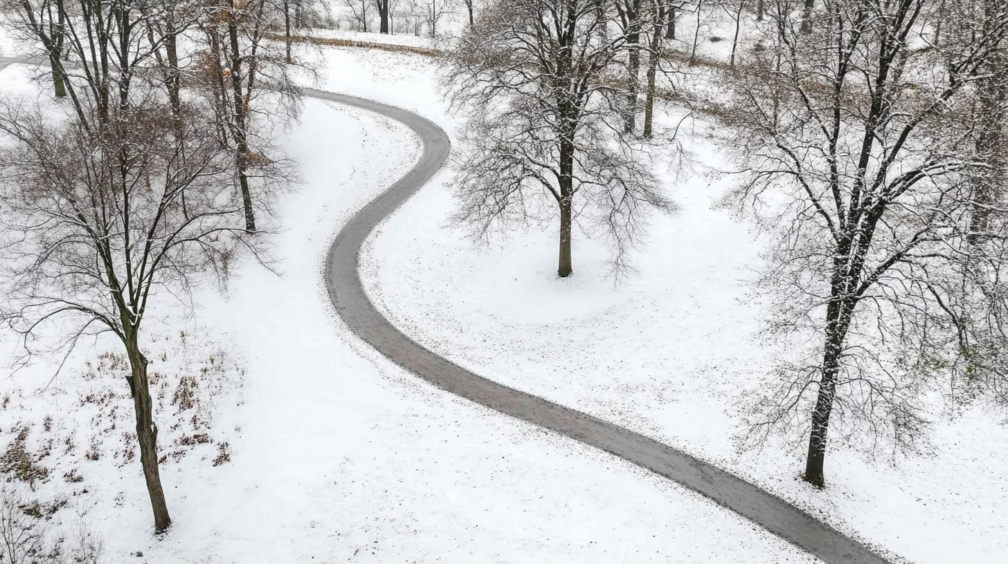 Snow Running Way Free Snowy pathway curve Image - Snow, Pathway, Winter | Download at ...