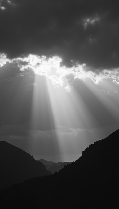 Free Divine Light Breaks Image | Download at StockCake