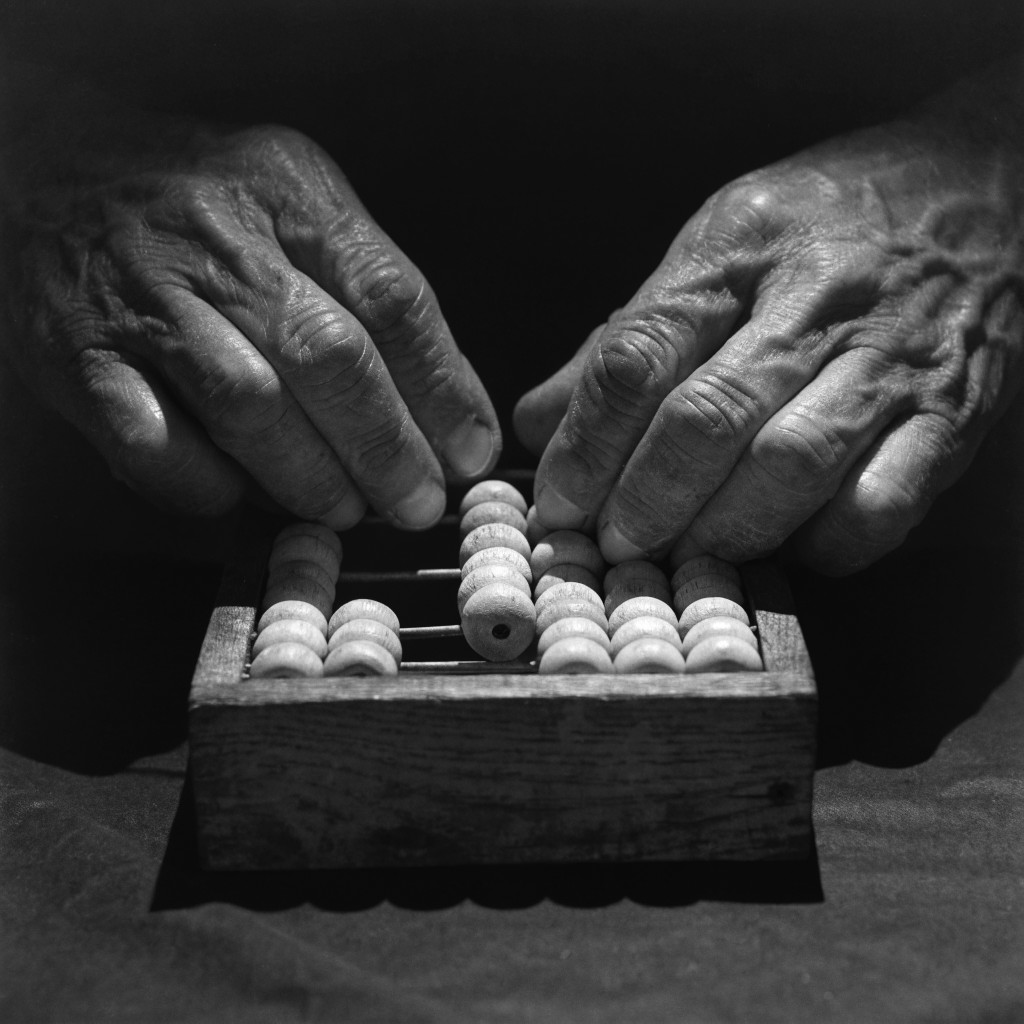 Free Counting With Wisdom Image - Abacus, Hands, Counting | Download at ...