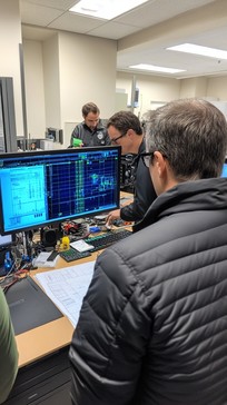Free Engineer analyzing data Image - Engineer, Technology, Computer ...