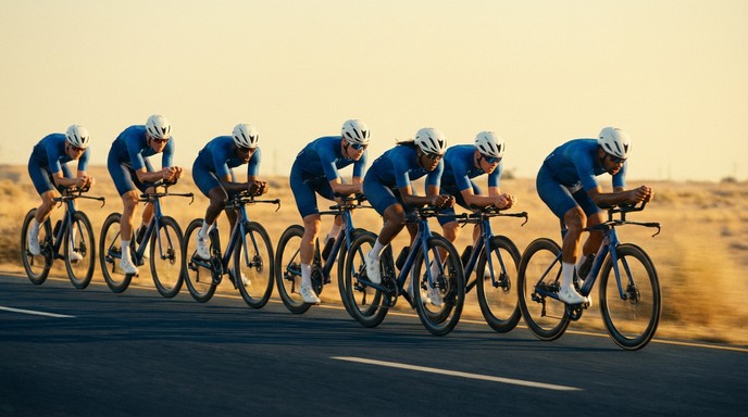 Free Synchronized Cycling Formation Image - Cyclists, Racing, Teamwork ...