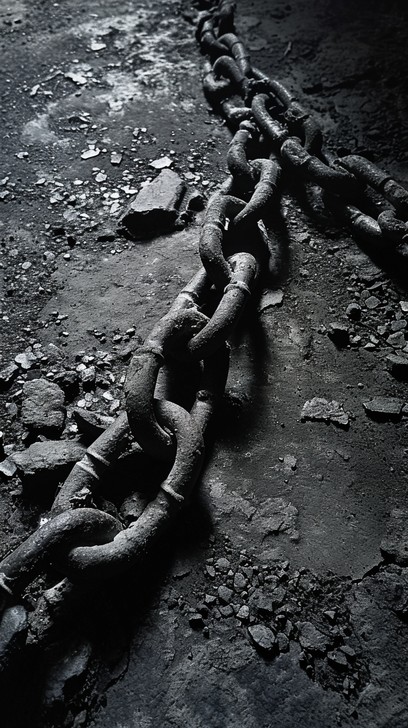 Rusty Chain Mail Free Rusty Chain Link Image - Chain, Rust, Metal | Download at StockCake