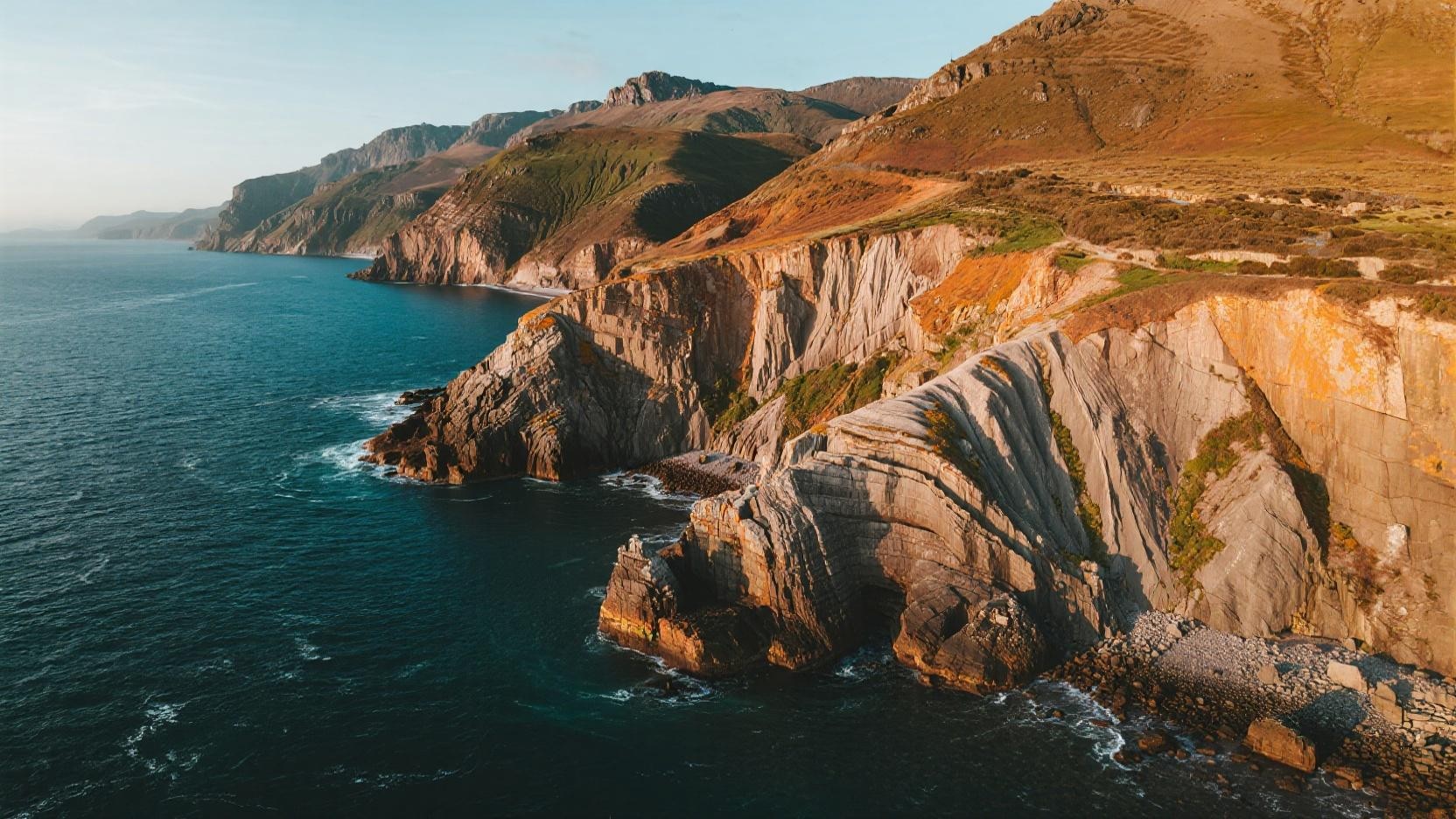 Free Rugged Coastal Cliffs Image - Coastline, Cliffs, Ocean | Download ...