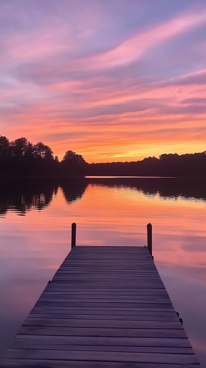 Free Sunset over lake Image | Download at StockCake