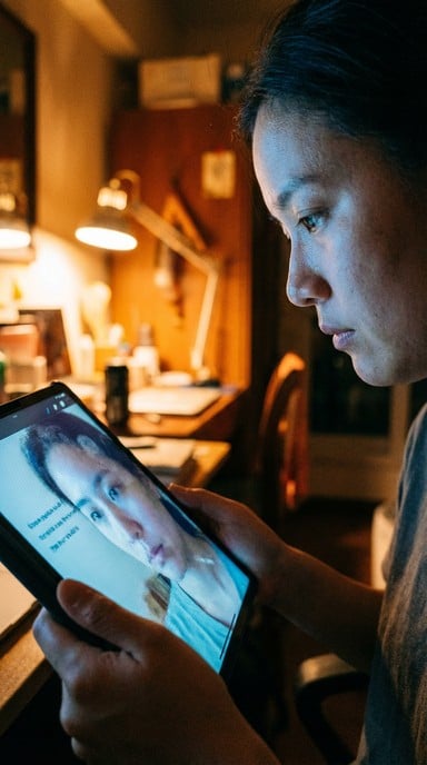 Free Digital Self Reflection Image Reflection Digital Screen