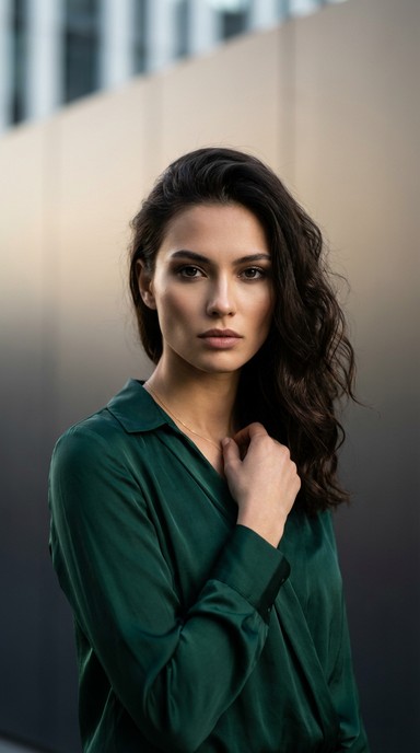 Free Emerald Elegance Portrait Image - Woman, Portrait, Elegant ...
