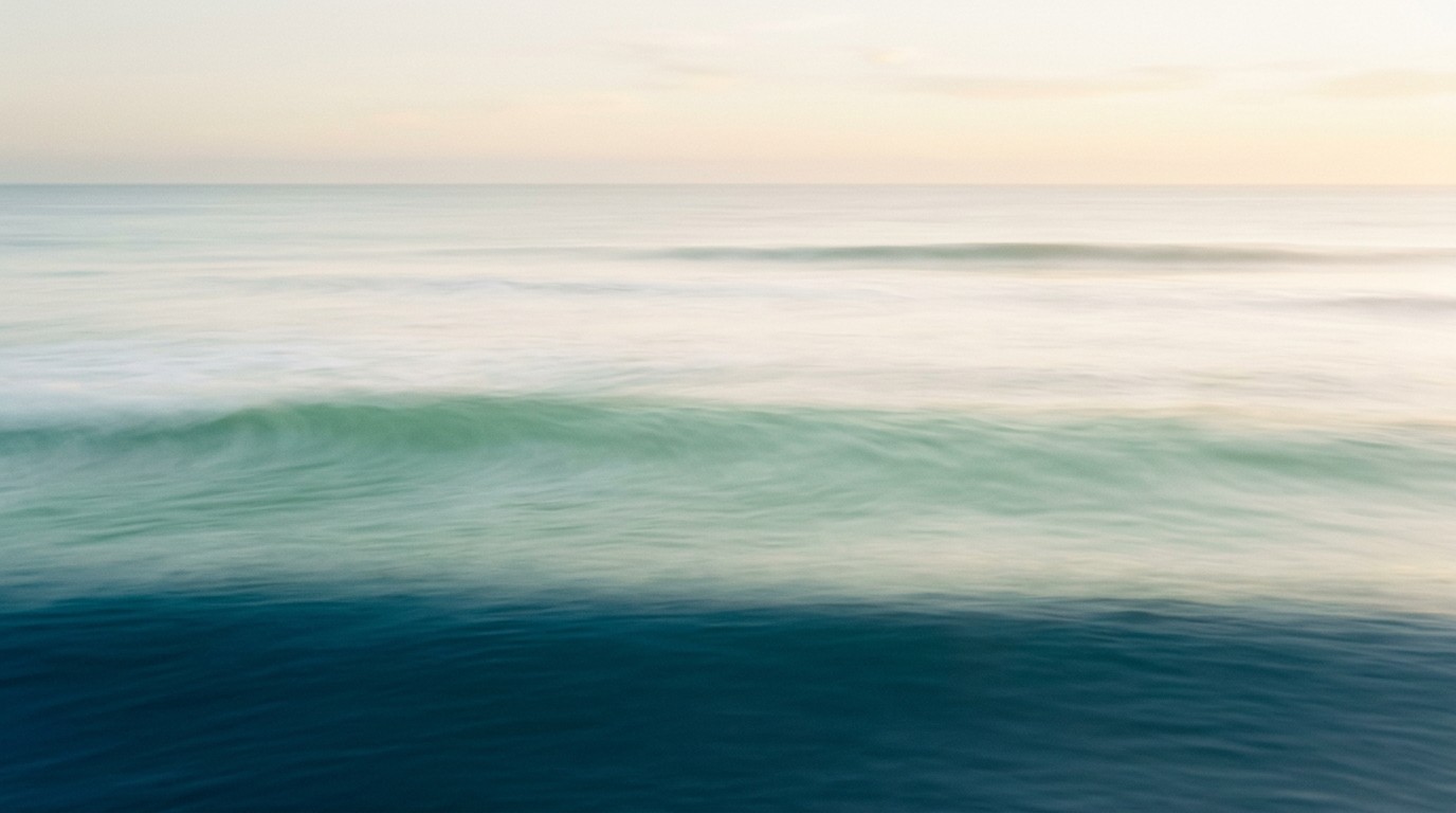 Free Serene Ocean Layers Image - Ocean, Abstract, Minimal | Download at ...