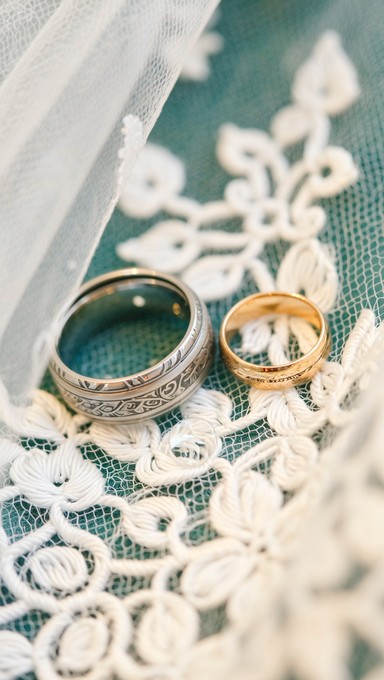 Free Rings on lace Image | Download at StockCake