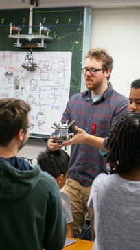 Free Engineering Classroom Discussion Image - Education, Engineering ...