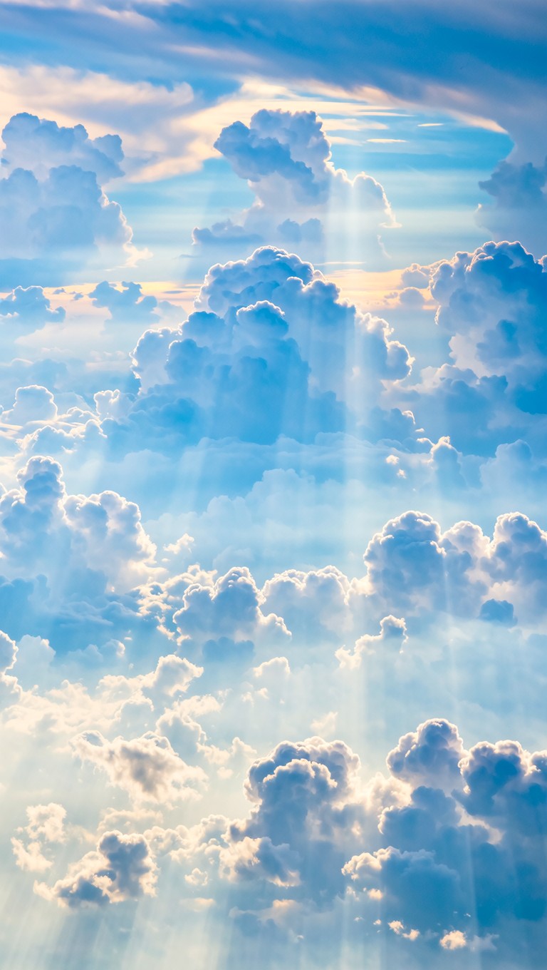 Free Divine Sky Light Image - Clouds, Sky, Sunbeams | Download at StockCake